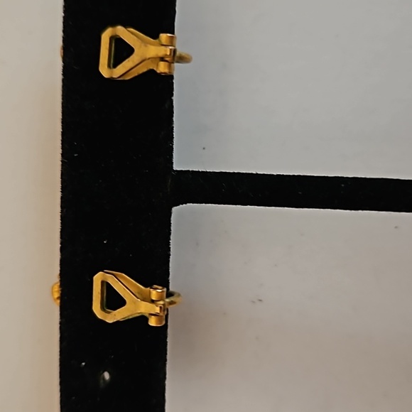 RDH Hibiscus Rhinestone & Goldtone Clip-on Earrings - Picture 6 of 7